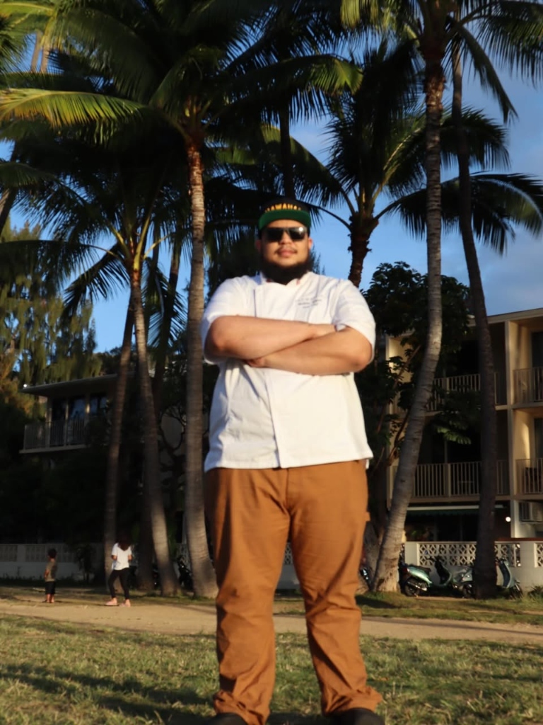Chef Mahlon with arms crossed, Meals on the Fly Hawaii